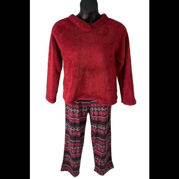 Cuddl Duds Cozy Sherpa Top and Jersey Bottoms PJ Set Rumba Red Fair - Petite - Picture 1 of 2